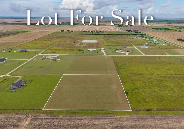 Photo 1 of Land for sale at Lot 33 Geralds Path, Port Lavaca, TX 77979 | MLS# 3794327 | Listing updated on 2026-08-11