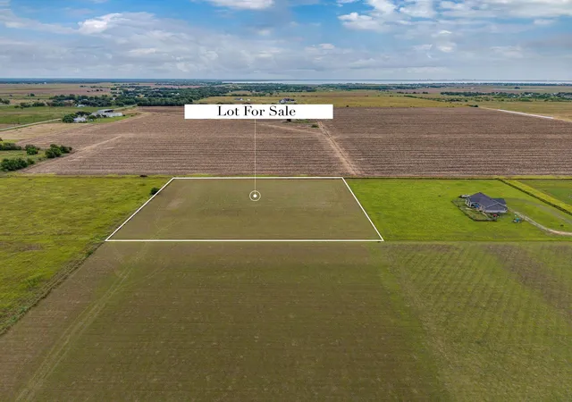 Photo 2 of Land for sale at Lot 33 Geralds Path, Port Lavaca, TX 77979 | MLS# 3794327 | Listing updated on 2026-08-11