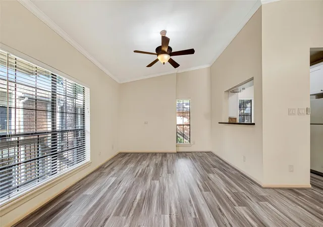 4th image of 2001 Bering Dr #2F, Houston, TX 77057 | MLS# 26676873