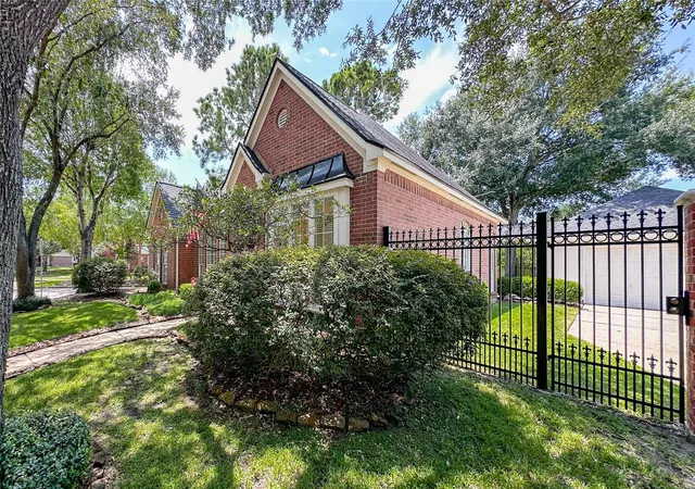 3rd image of 24714 Weld Ct, Katy, TX 77494 | MLS# 84474508