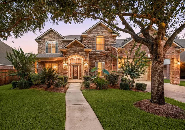 Photo 1 of Single family home for sale at 10910 Bellaforte Ct, Richmond, TX 77406 | MLS# 37507131 | Listing updated on 2026-09-16