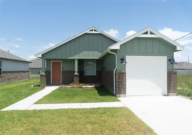 Photo 1 of Single family home for sale at 85 Road 51030, Cleveland, TX 77327 | MLS# 26776940 | Listing updated on 2026-08-11
