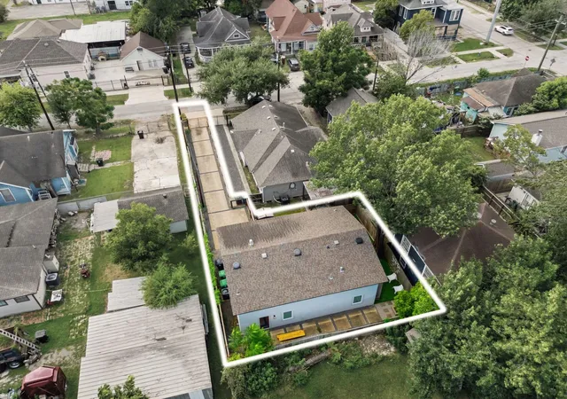 40th image of 109 Bryan St #B, Houston, TX 77011 | MLS# 16720537