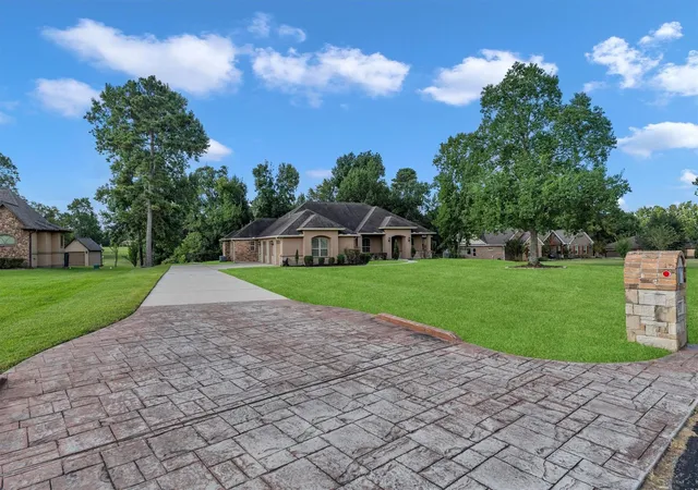 3rd image of 1735 Opal Trl, Willis, TX 77378 | MLS# 54137834