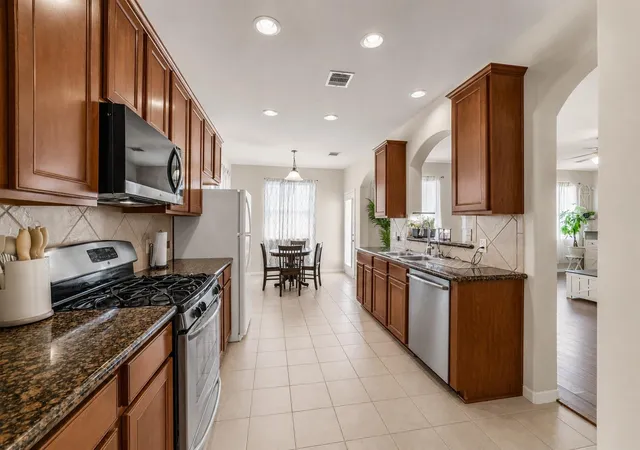 Photo 3 of Single family home for sale at 13615 Northpointe Ridge Ln, Cypress, TX 77429 | MLS# 75628740 | Listing updated on 2026-08-22