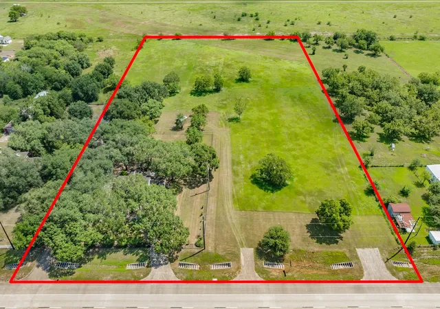 2nd image of 3135 Hartledge Rd, Rosenberg, TX 77471 | MLS# 50301958
