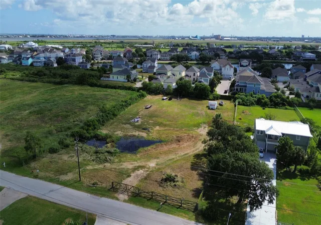 Photo 3 of Land for sale at Lot 24 103rd Street, Galveston, TX 77554 | MLS# 33713087 | Listing updated on 2026-08-13