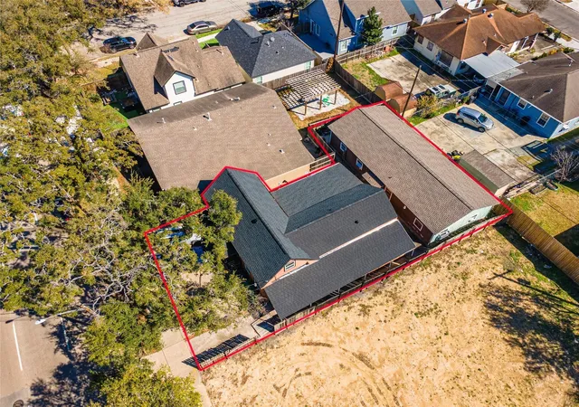 4th image of 307 York St, Houston, TX 77003 | MLS# 32027103