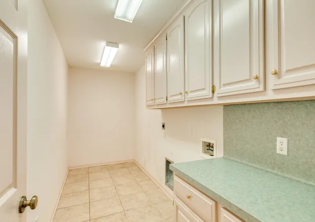 38th image of 203 Lexington Ave, Clute, TX 77531 | MLS# 77276842
