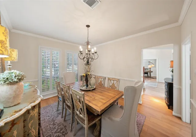 Photo 4 of Single family home for sale at 14803 Ramblebrook Ln, Humble, TX 77396 | MLS# 30206376 | Listing updated on 2026-08-16
