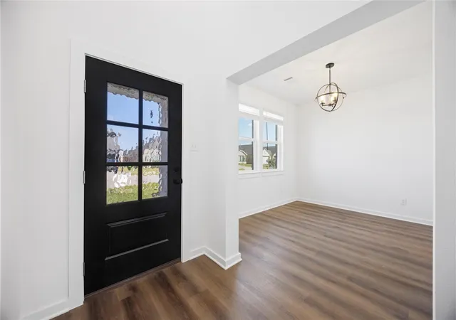 3rd image of 5318 Latigo Ct, Alvin, TX 77511 | MLS# 9926459