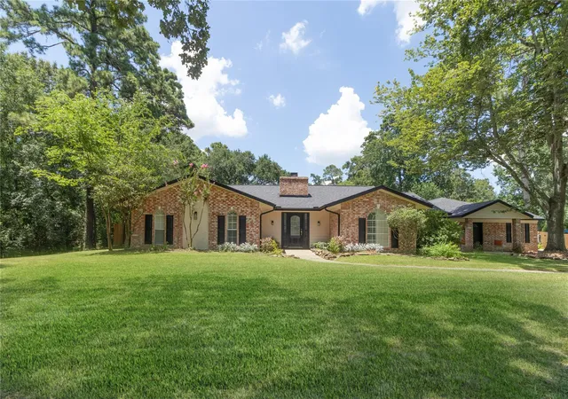 5th image of 1401 Magnolia Ln, Kingwood, TX 77339 | MLS# 42179245