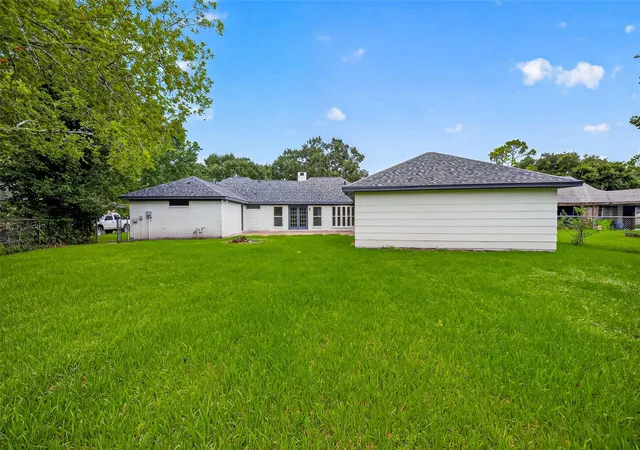 Photo 4 of Single family home for sale at 1704 Mulberry Dr, Richmond, TX 77469 | MLS# 10448509 | Listing updated on 2026-10-12