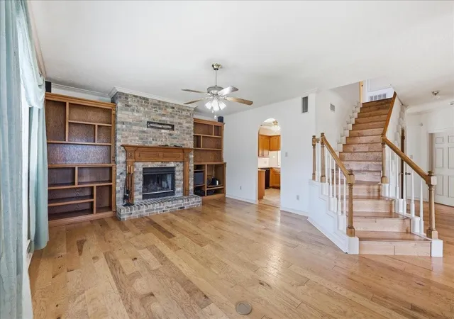 5th image of 1515 N 26Th St, Nederland, TX 77627 | MLS# 40877931