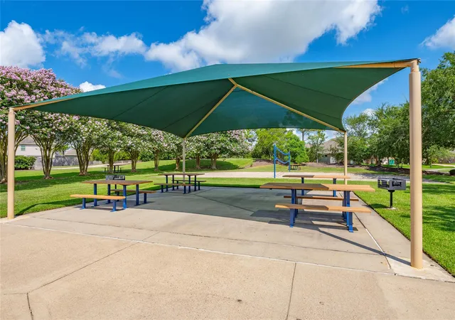 25th image of 615 Liberty Pines Ln, La Marque, TX 77568 | MLS# 16062455