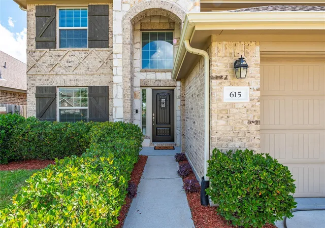 3rd image of 615 Liberty Pines Ln, La Marque, TX 77568 | MLS# 16062455
