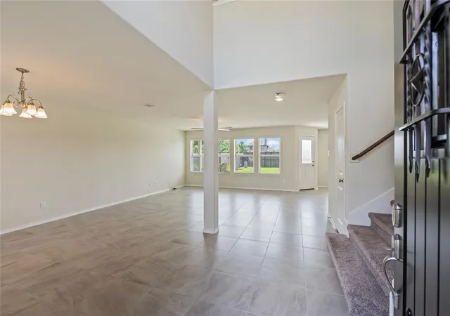 5th image of 615 Liberty Pines Ln, La Marque, TX 77568 | MLS# 16062455