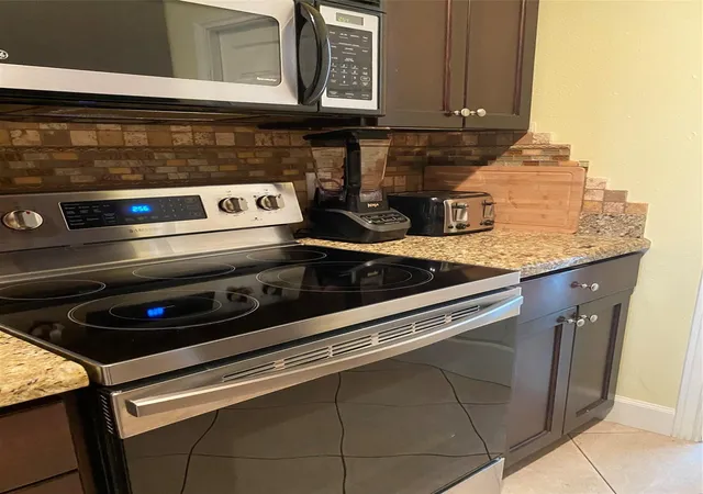 Photo 4 of Condo for sale at 7000 Seawall Blvd #414, Galveston, TX 77551 | MLS# 73073840 | Listing updated on 2026-08-13