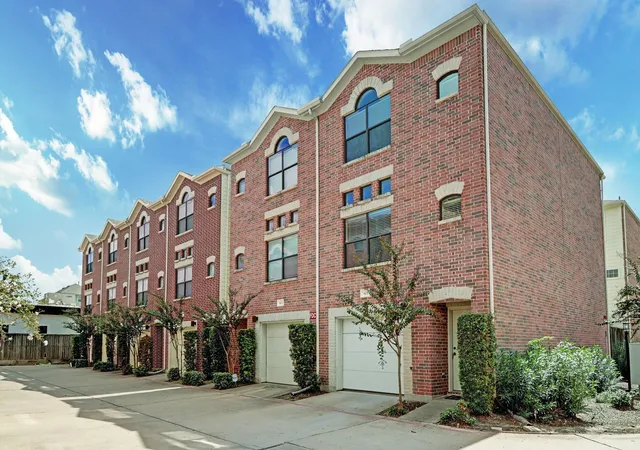 2nd image of 8715 Meadowcroft Dr #901, Houston, TX 77063 | MLS# 47399227