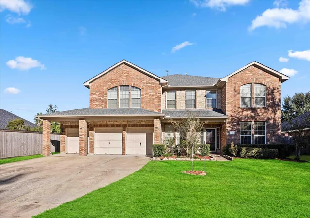 1st image of 2401 Sail Port St, Pearland, TX 77584 | MLS# 18094274