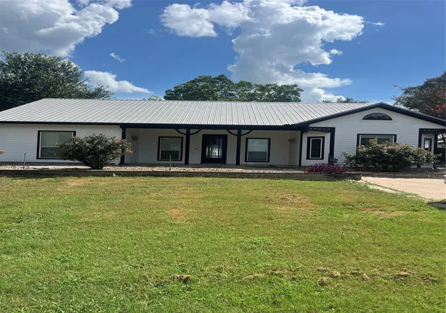 Photo 2 of Single family home for sale at 8393 Bermuda St, Industry, TX 78944 | MLS# 85728163 | Listing updated on 2026-08-13
