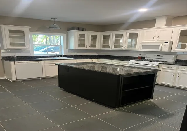 Photo 4 of Single family home for sale at 8393 Bermuda St, Industry, TX 78944 | MLS# 85728163 | Listing updated on 2026-08-13