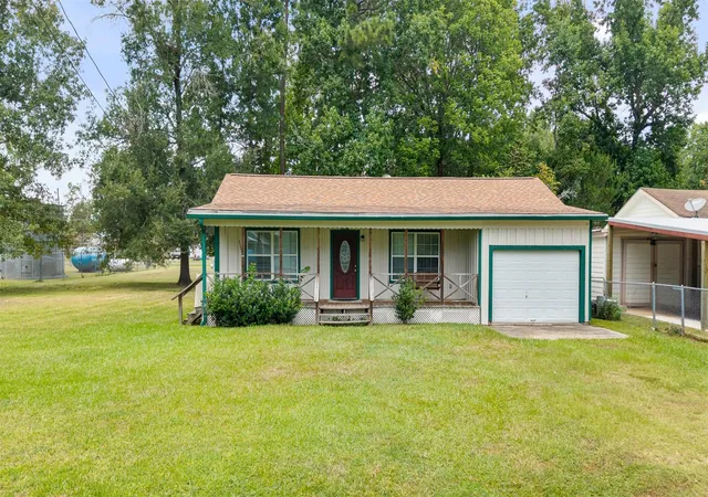 1st image of 190 Lake View Ln, Livingston, TX 77351 | MLS# 7806312