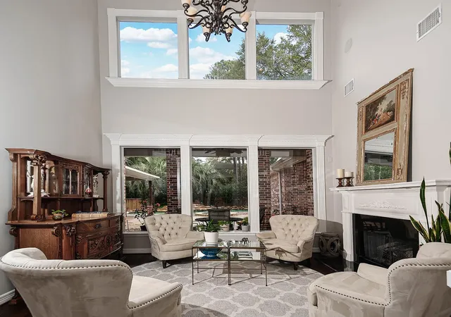 4th image of 6 Noble Bend Pl, Spring, TX 77382 | MLS# 45196595