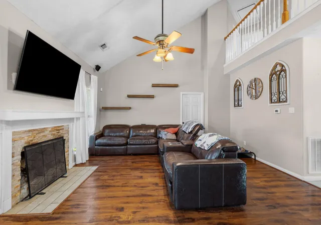 Photo 3 of Single family home for sale at 6310 Wildlife Way, Mont Belvieu, TX 77523 | MLS# 26145430 | Listing updated on 2026-09-13