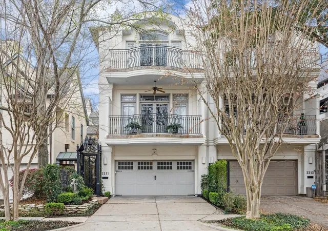 1st image of 2211 Dunraven Ln, Houston, TX 77019 | MLS# 54725740