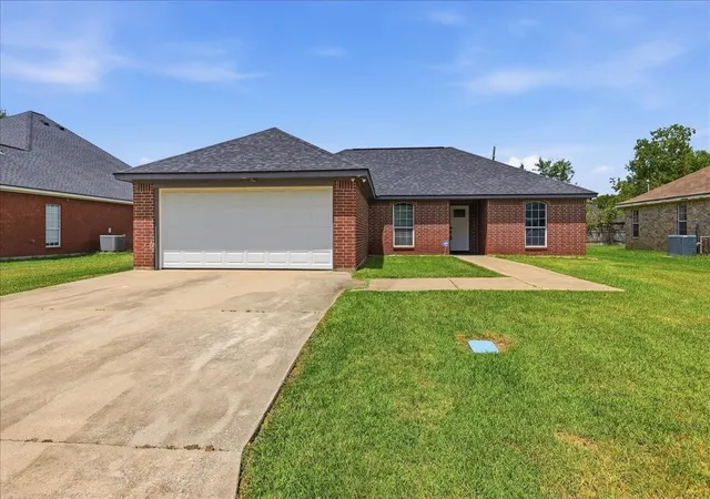 1st image of 4406 Highland Ave, Orange, TX 77632 | MLS# 44268012