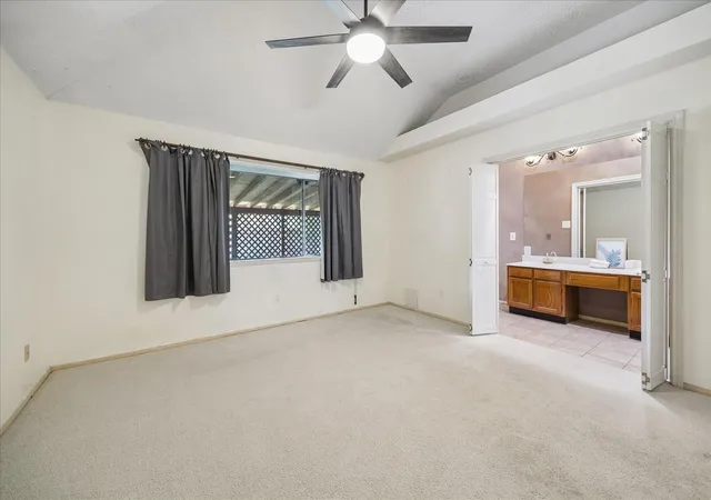 4th image of 4330 Glen Avon Dr, Pasadena, TX 77505 | MLS# 9178412