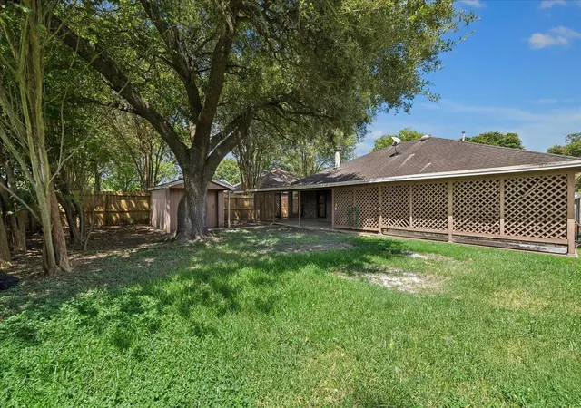 5th image of 4330 Glen Avon Dr, Pasadena, TX 77505 | MLS# 9178412
