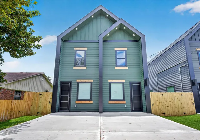 2nd image of 7840 Nashville Unit A/b St, Houston, TX 77028 | MLS# 66568416