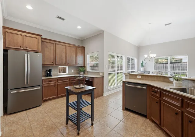 Photo 1 of Single family home for sale at 199 Kings Point St, Montgomery, TX 77356 | MLS# 43274566 | Listing updated on 2026-09-19