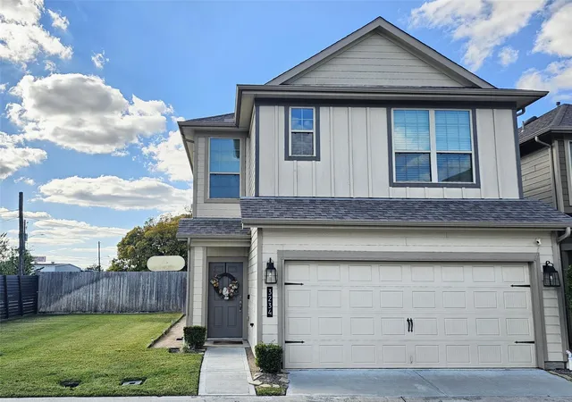 Photo 1 of Single family home for sale at 3234 Longleaf Meadows Dr, Houston, TX 77063 | MLS# 28732172 | Listing updated on 2026-08-15