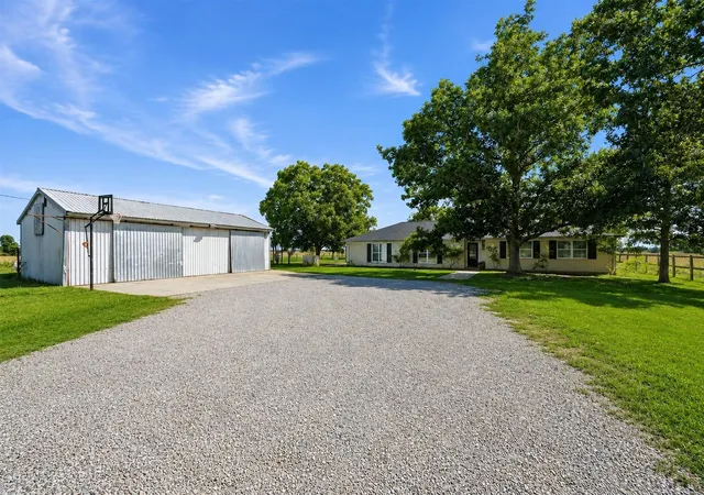 1st image of 15104 Marek Ln, Guy, TX 77444 | MLS# 86697457