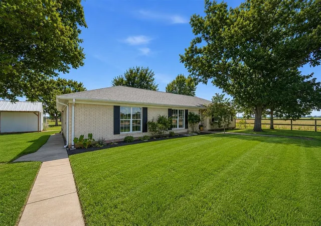 2nd image of 15104 Marek Ln, Guy, TX 77444 | MLS# 86697457