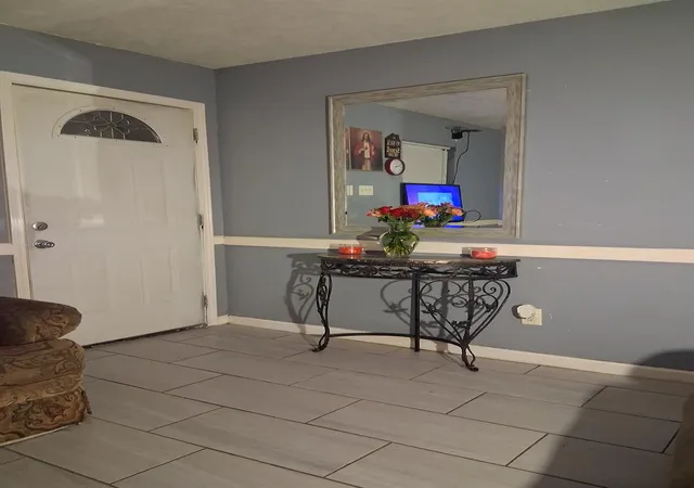 3rd image of 213 N 2Nd St, La Porte, TX 77571 | MLS# 29832862