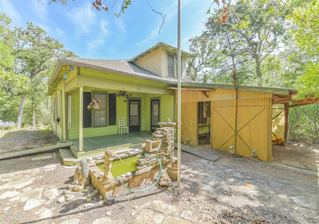 4th image of 6606 Longpoint Rd, Burton, TX 77835 | MLS# 81504008