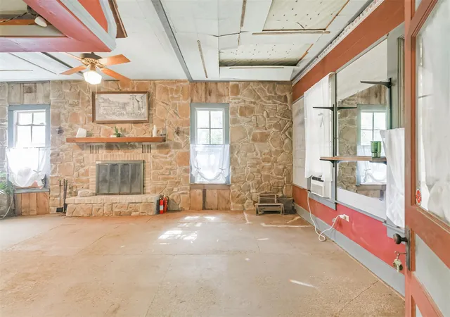 5th image of 6606 Longpoint Rd, Burton, TX 77835 | MLS# 81504008