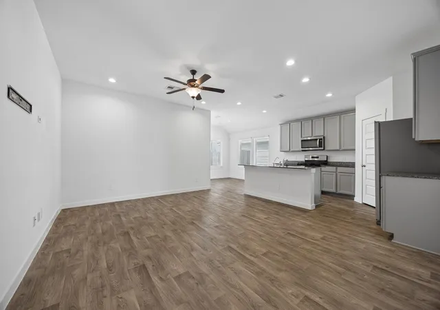 Photo 3 of Single family home for sale at 4003 Beltingham Bnd Way, Brookshire, TX 77423 | MLS# 47790519 | Listing updated on 2026-08-13