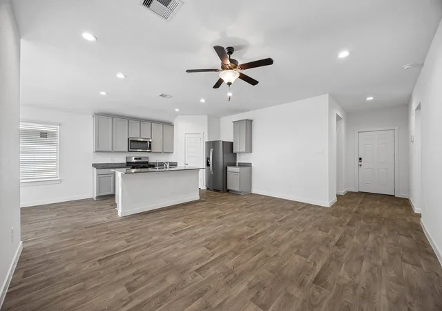 Photo 4 of Single family home for sale at 4003 Beltingham Bnd Way, Brookshire, TX 77423 | MLS# 47790519 | Listing updated on 2026-08-13