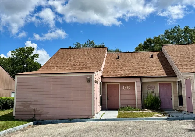 Photo 2 of Townhouse for sale at 68 Westwood Village Dr #TH68, Trinity, TX 75862 | MLS# 15188363 | Listing updated on 2026-08-11