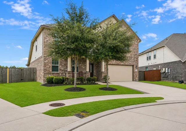 4th image of 26103 Ridgelawn Dr, Richmond, TX 77406 | MLS# 24575955