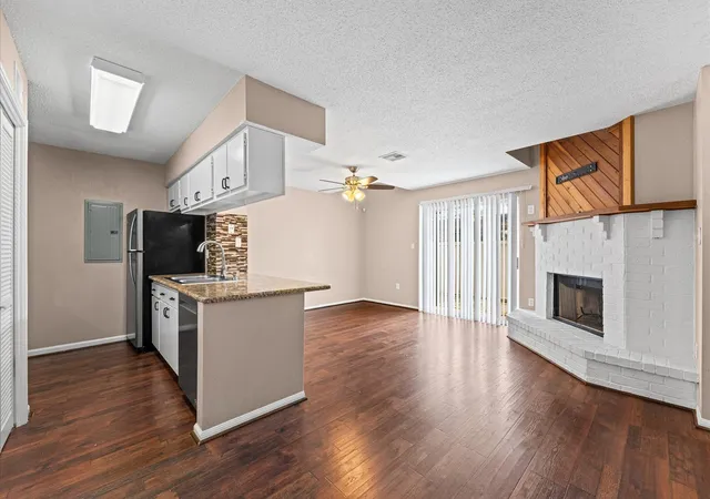 4th image of 250 El Dorado Blvd #121, Webster, TX 77598 | MLS# 41781183