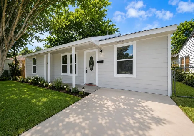 1st image of 4914 Angleton St, Houston, TX 77033 | MLS# 26898953