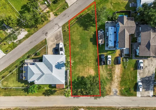 2nd image of Lot 18 Avenue N, Dickinson, TX 77539 | MLS# 63831388