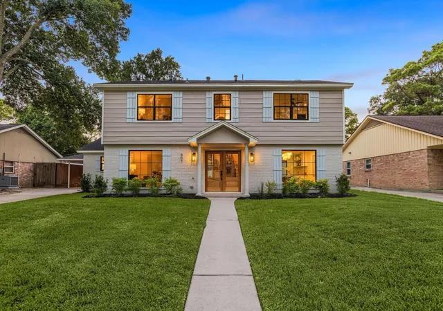 2nd image of 807 Pinesap Dr, Houston, TX 77079 | MLS# 27713169