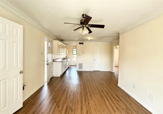 4th image of 8323 Wilcrest Dr #0006, Houston, TX 77072 | MLS# 15713731